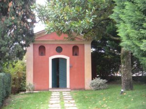 Palazzolo di Sona (Verona - Italia) - La chiesetta alla Madonna delle Grazie in Corte Cà Gerard