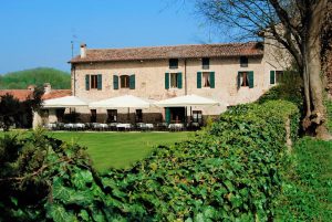 Holiday farms with cuisine in Valeggio sul Mincio