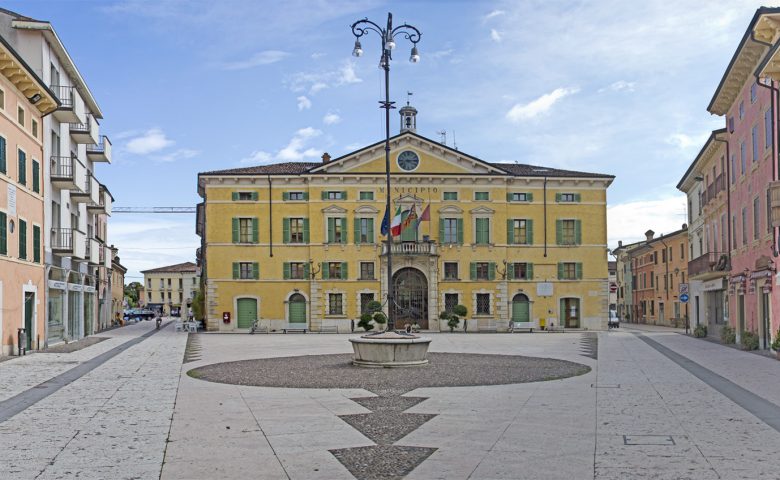 PanoramicaPiazzaValeggio1_ProLocoValeggio