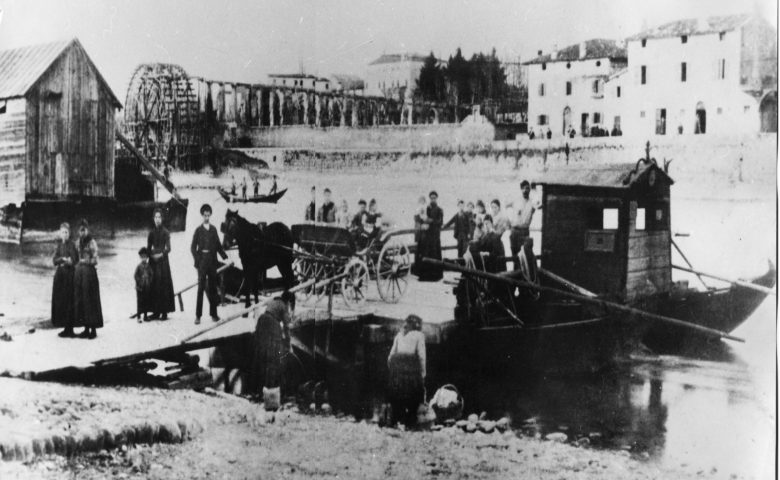 immagine di fine '800 del porto di Bussolengo sull'Adige